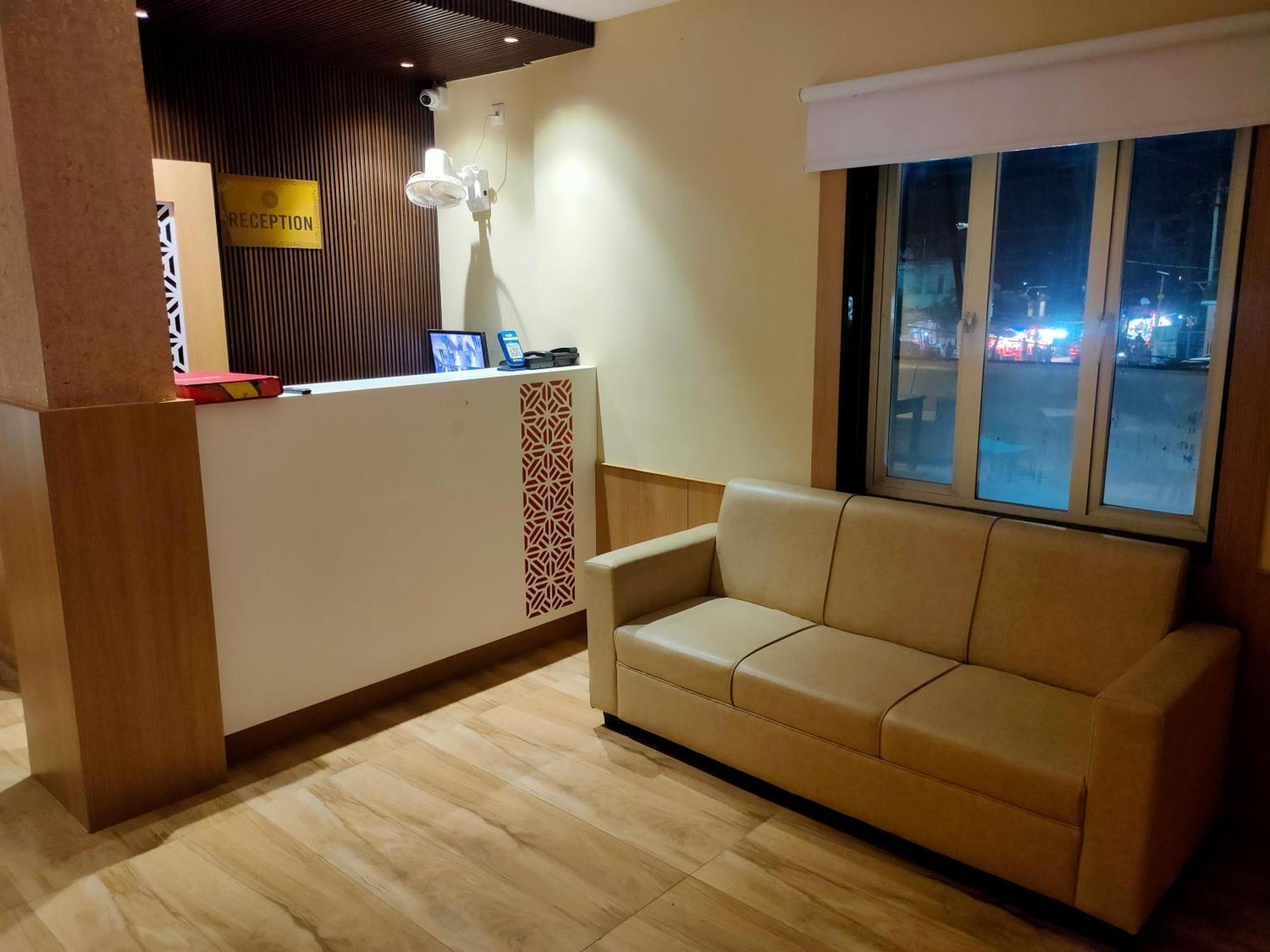 Hotel Mellow Mood Бхубанешвар Екстериор снимка