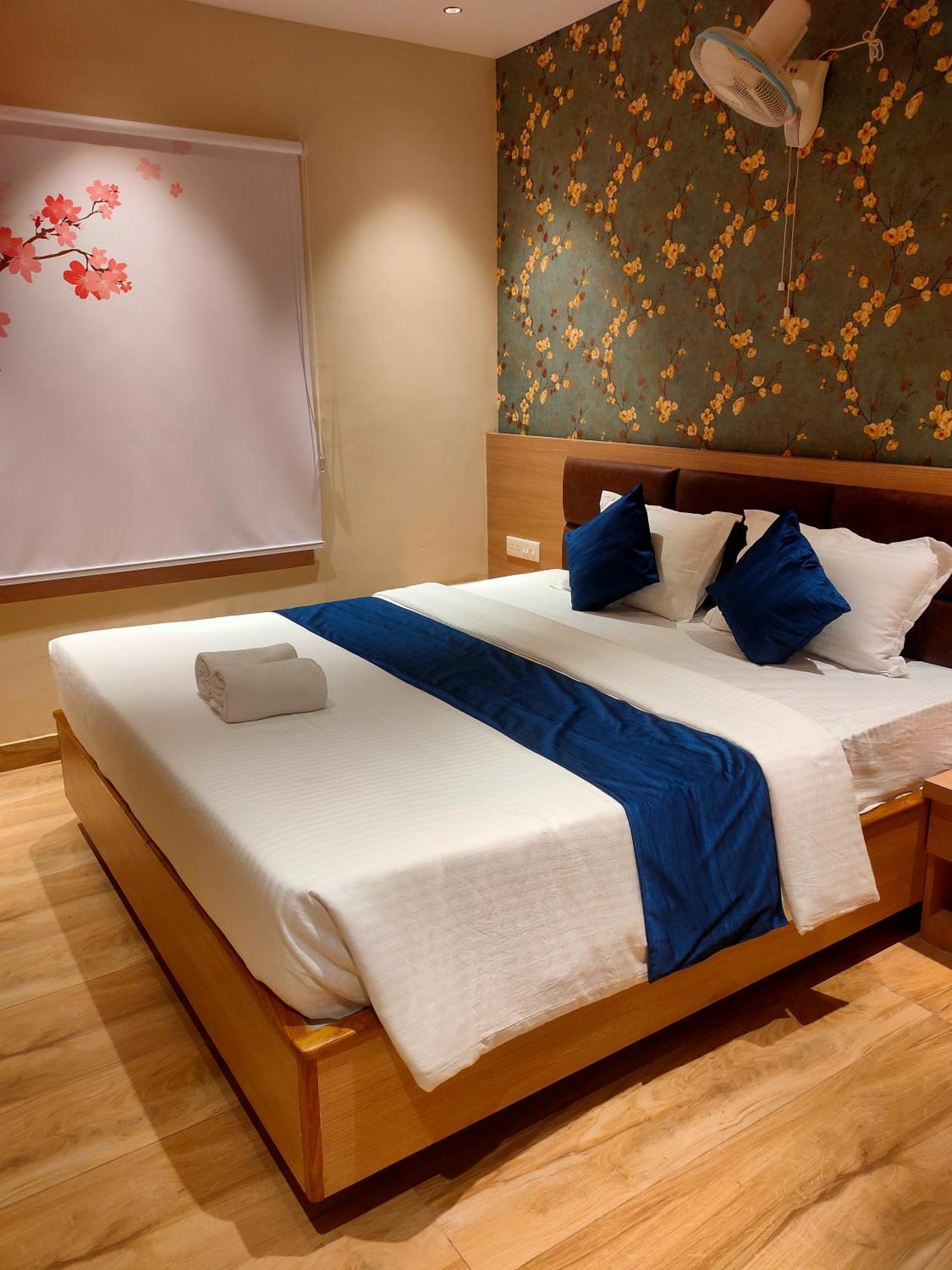 Hotel Mellow Mood Бхубанешвар Екстериор снимка